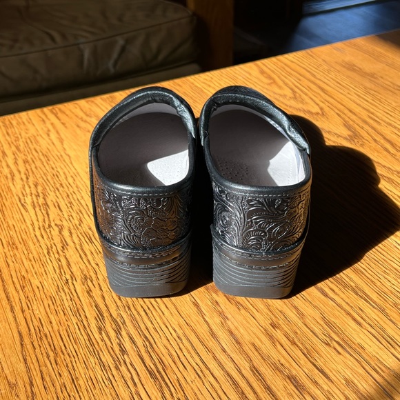 Dansko Size 37 (6.5/7) Never Worn - Picture 4 of 6